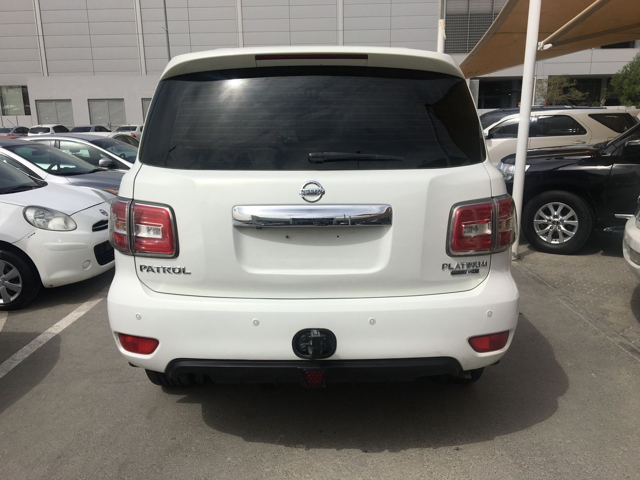 نيسان باترول نحن نقدم : * خدمات تمويل السيارات على البنوك * ضمان ممدد * خدمات التسجيل / التصدير