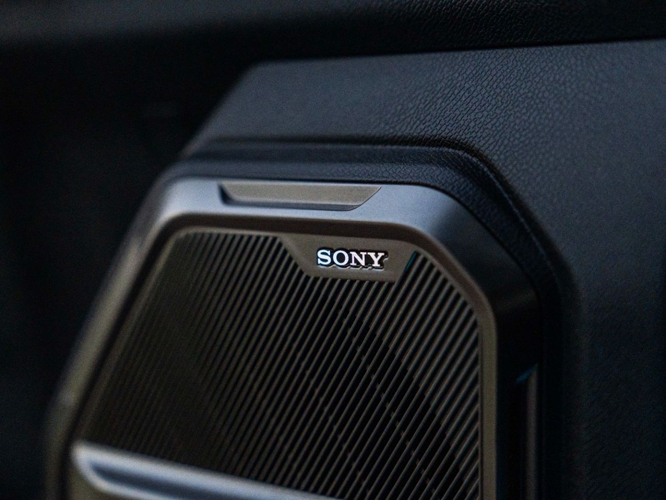 Jetour T2 AED 2,437 PM • T2 LUXURY • ONLY 5K KMS • 2.0 TURBOCHARGED • OFFICIAL JETOUR WARRANTY + SERVICE PLAN