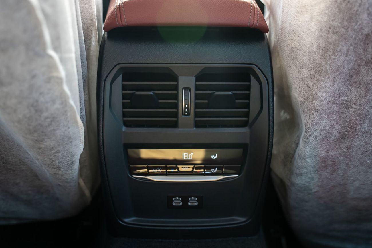 BMW 325i BMW 3-Series 325LI 2026 Automatic 0 Km 4 Cylinder Rear Wheel Drive (RWD) Sedan Black