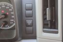 Toyota Hiace GL Toyota Hiace 3.5L Petrol – 2026 Model 13 seater ▾