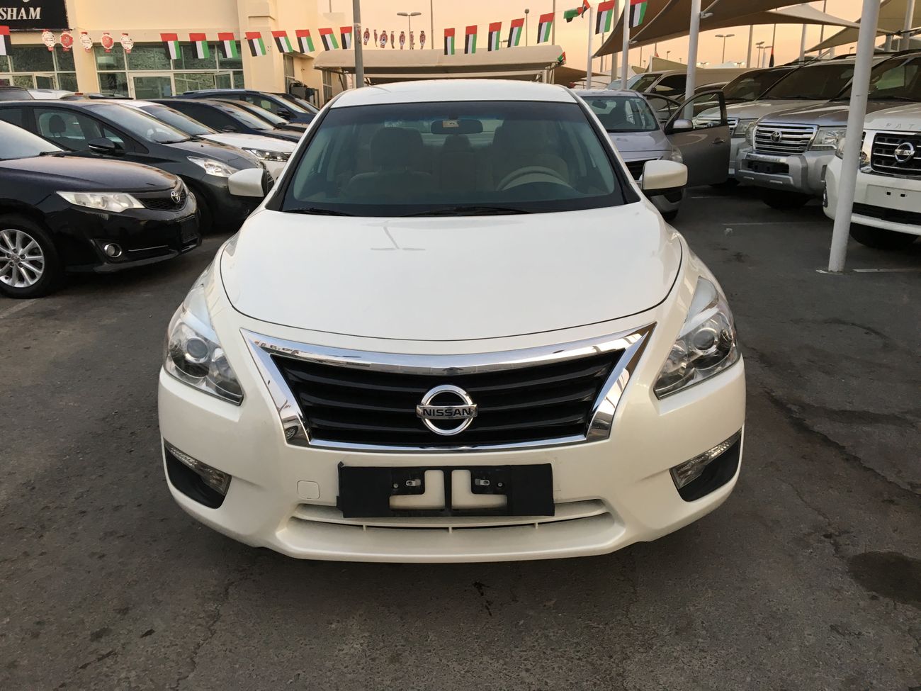 نيسان ألتيما نحن نقدم : * خدمات تمويل السيارات على البنوك * ضمان ممدد * خدمات التسجيل / التصدير