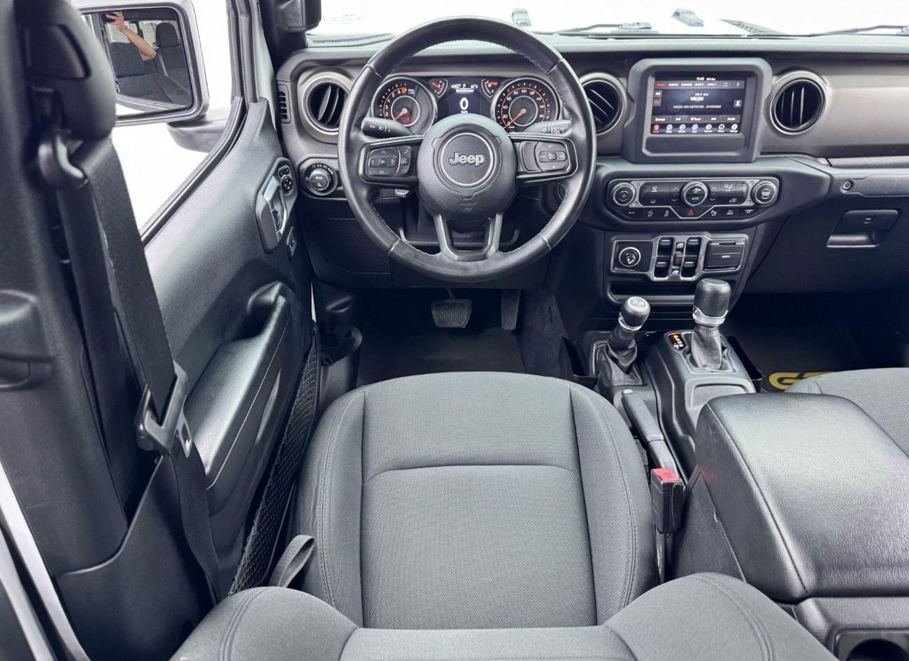 جيب جلادياتور Sport 3.6L 2020 Jeep Gladiator Sport, June 2026 Jeep Warranty, Full Jeep Service History, GCC