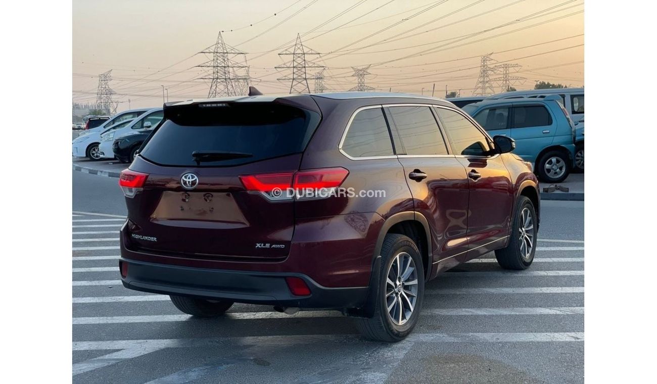 Toyota Highlander 2018 Toyota Highlander XLE AWD / EXPORT ONLY / فقط للتصدير