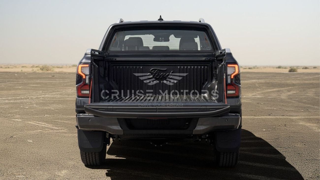 فورد رانجر WILDTRAK 2.0T Diesel - Automatic . Pick Up Truck . Four Wheel Drive . 5 Seats . 4 Doors . Meteor Gre