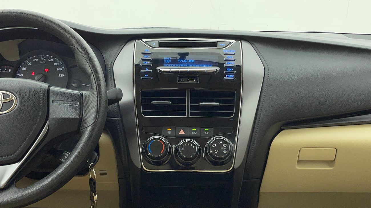 تويوتا يارس SE/E 1.5 | بدون دفعة مقدمة | اختبار قيادة مجاني للمنزل