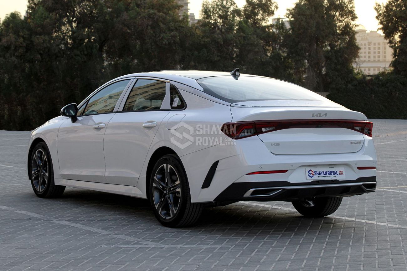 كيا K5 PREMIUM EDITION 1.5L TURBO PETROL AT 2025MY