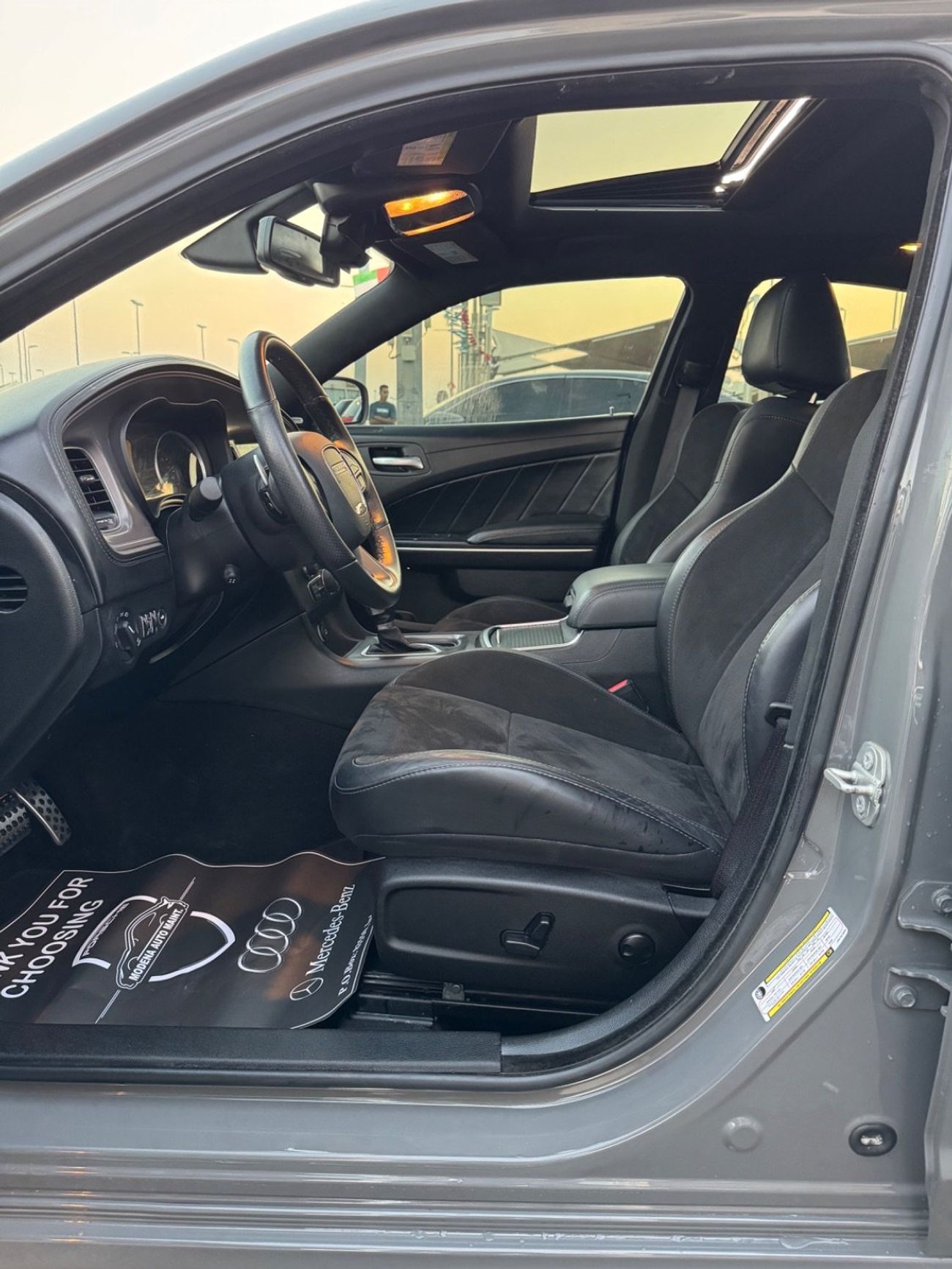 دودج تشارجر SRT8 Scatpack 6.4L