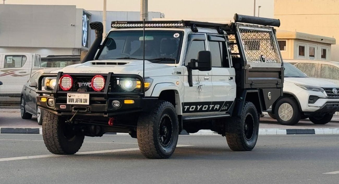 Toyota Land Cruiser Pick Up DOUBLE CABIN PICKUP | PREMIUM CAGE CONOPY INSTALLED | 4.5L DIESEL ENGINE | MANUAL TRANSMISSION | 201