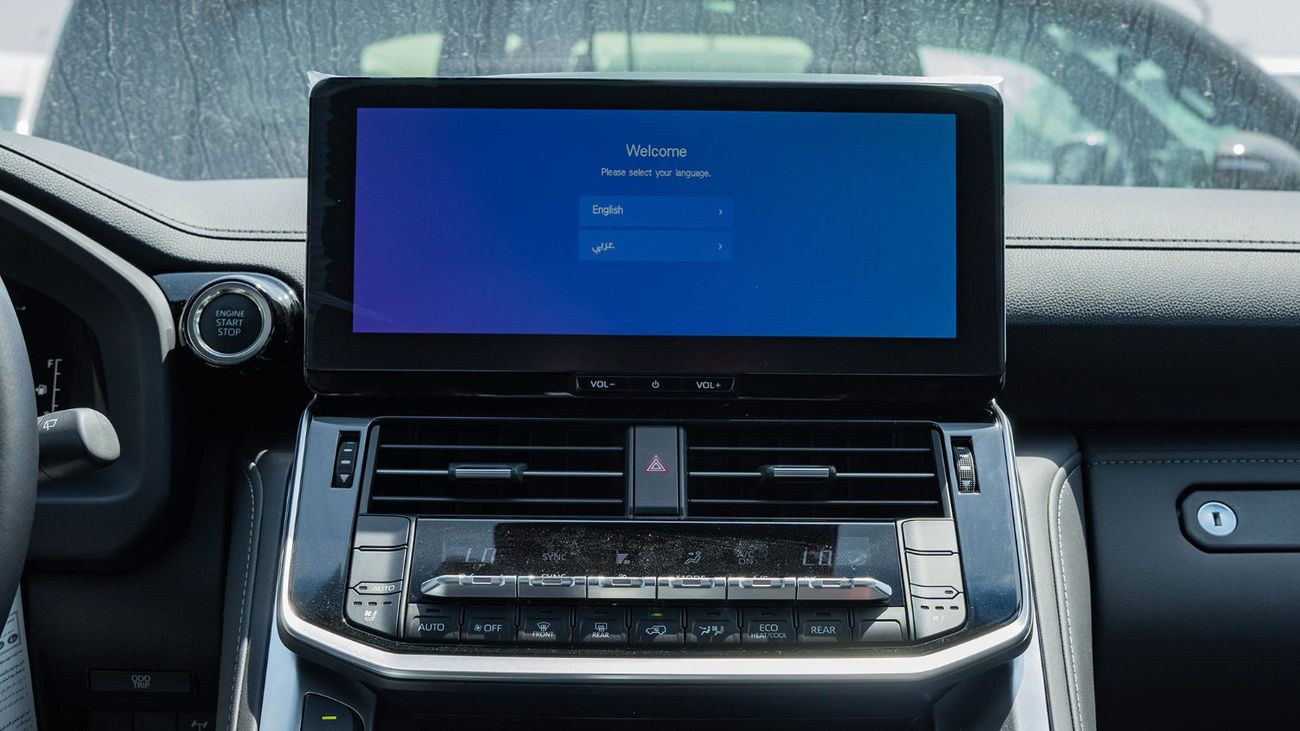 تويوتا لاند كروزر 2025 Toyota Land Cruiser 300 GXR 3.3L AT Diesel (White-Black)