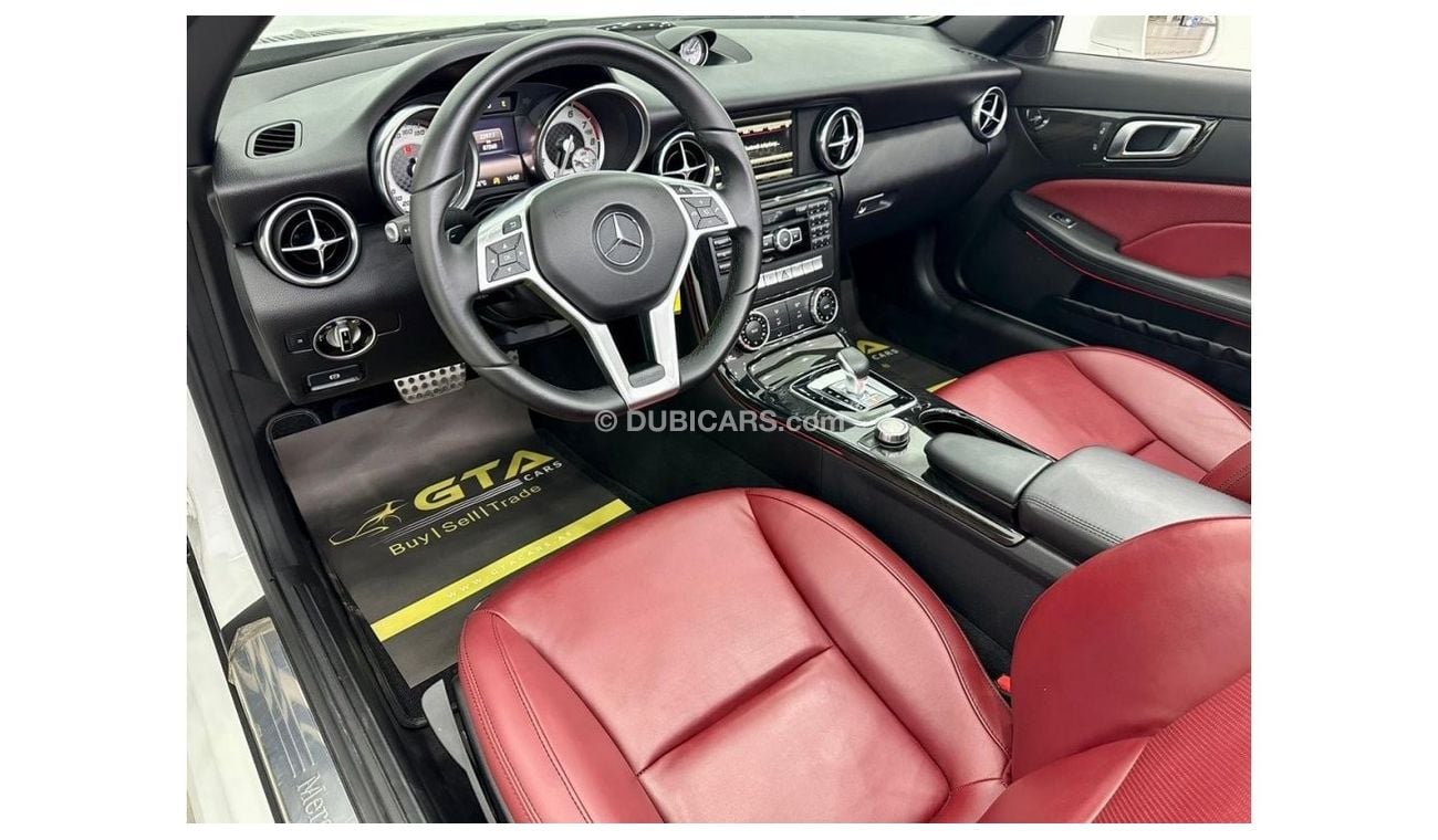مرسيدس بنز SLK 200 Std 2016 Mercedes-Benz SLK 200 Convertible, Service History, Warranty, Low kms, GCC Specs