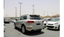 Volkswagen Touareg Sport Comfortline ACCIDENTS FREE - GCC- CAR IS IN PERFECT CONDITION INSIDE OUT