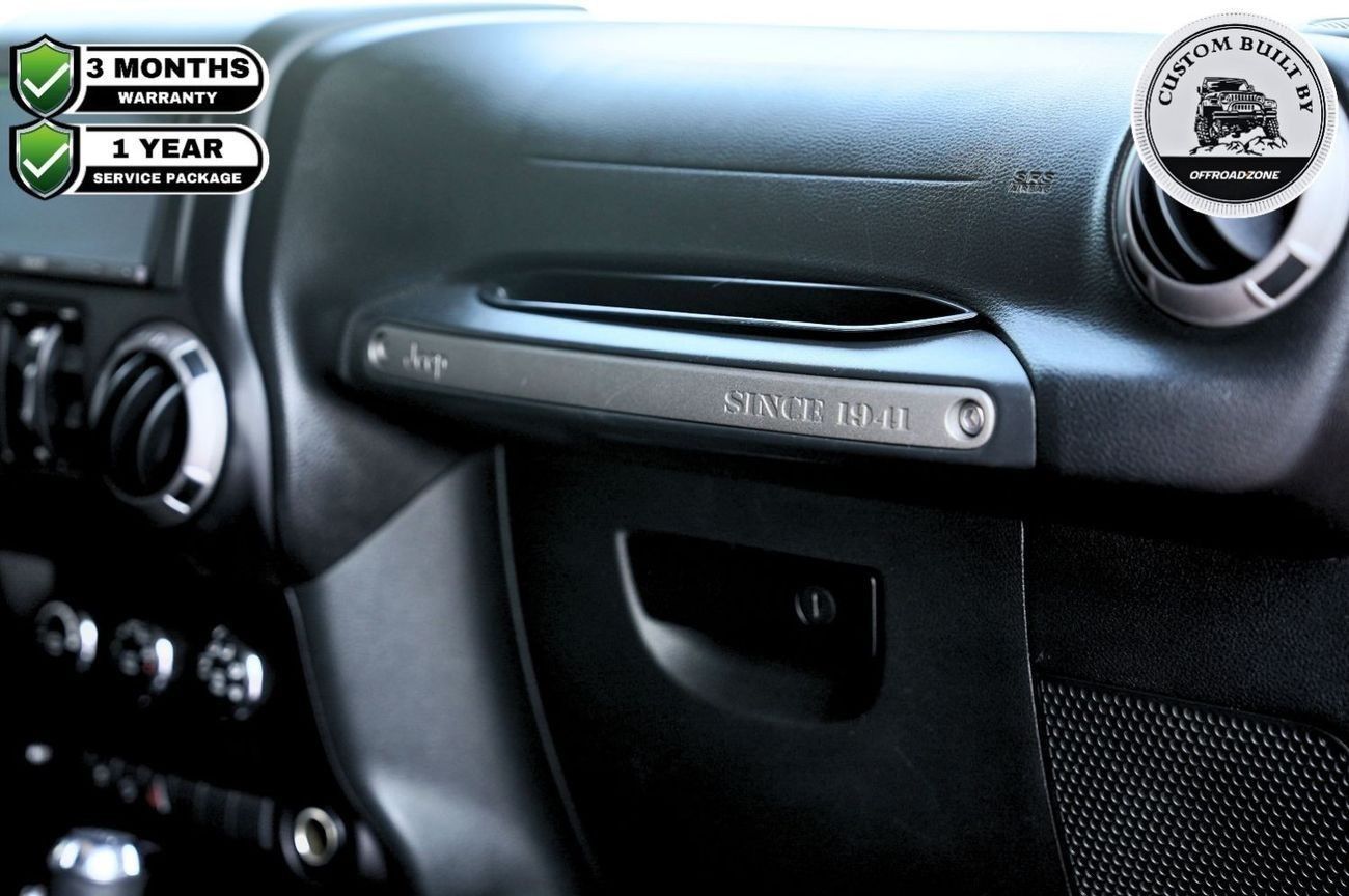 Jeep Wrangler Unlimited Sport 3.6L A/T