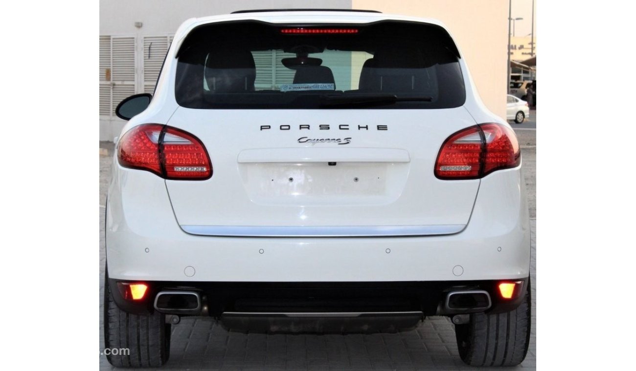 Porsche Cayenne Porsche Cayenne S 2011 GCC, in excellent condition, without accidents, full option, very clean from