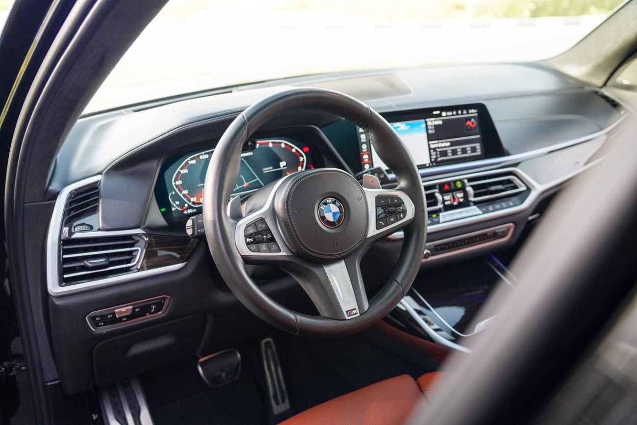 بي أم دبليو X7 M50i 4.4L (530 HP)