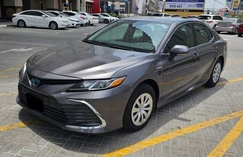 تويوتا كامري 2.5 LE Hybrid