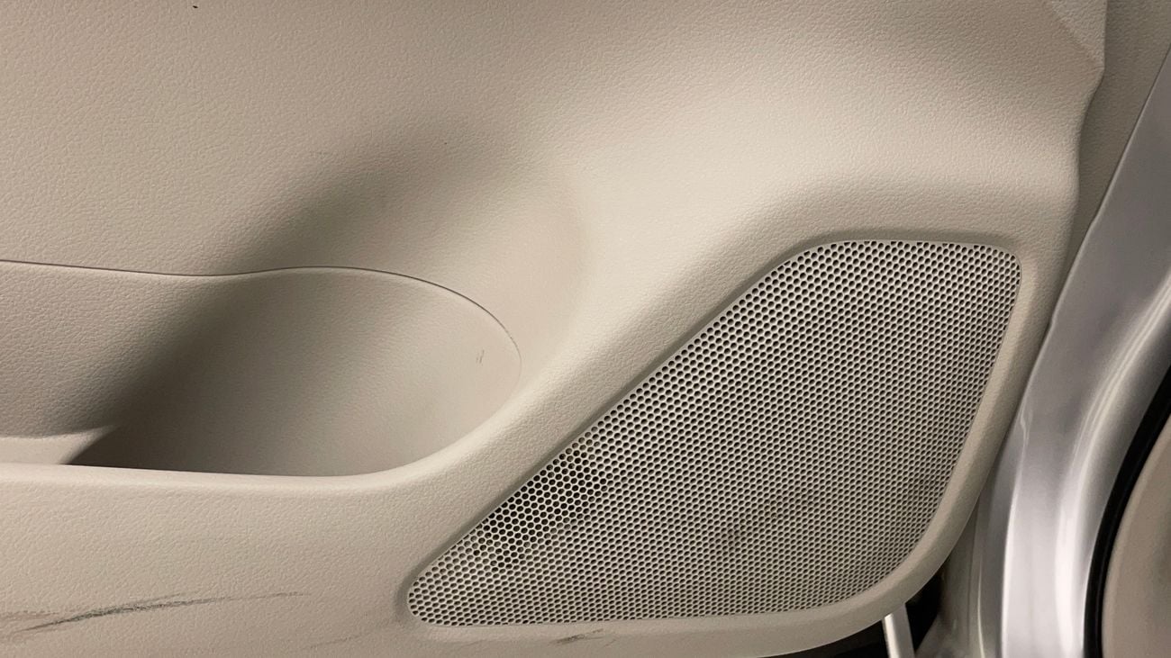 نيسان إكستيرا TITANIUM 2.5 | بدون دفعة مقدمة | اختبار القيادة في المنزل