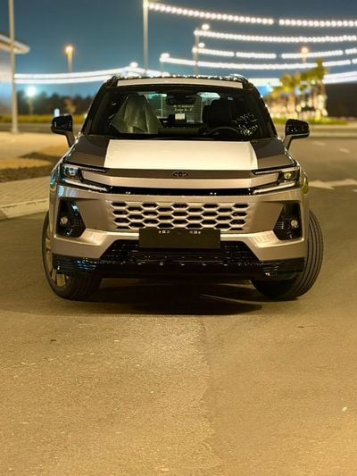 Toyota RAV4 XSE HEV
