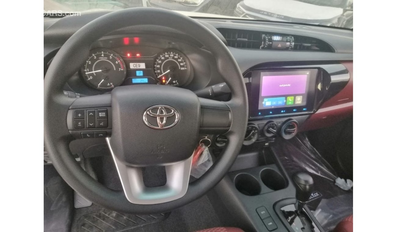 Toyota Hilux 2.7 double cap basic option // 4x4 automatic // model  2024