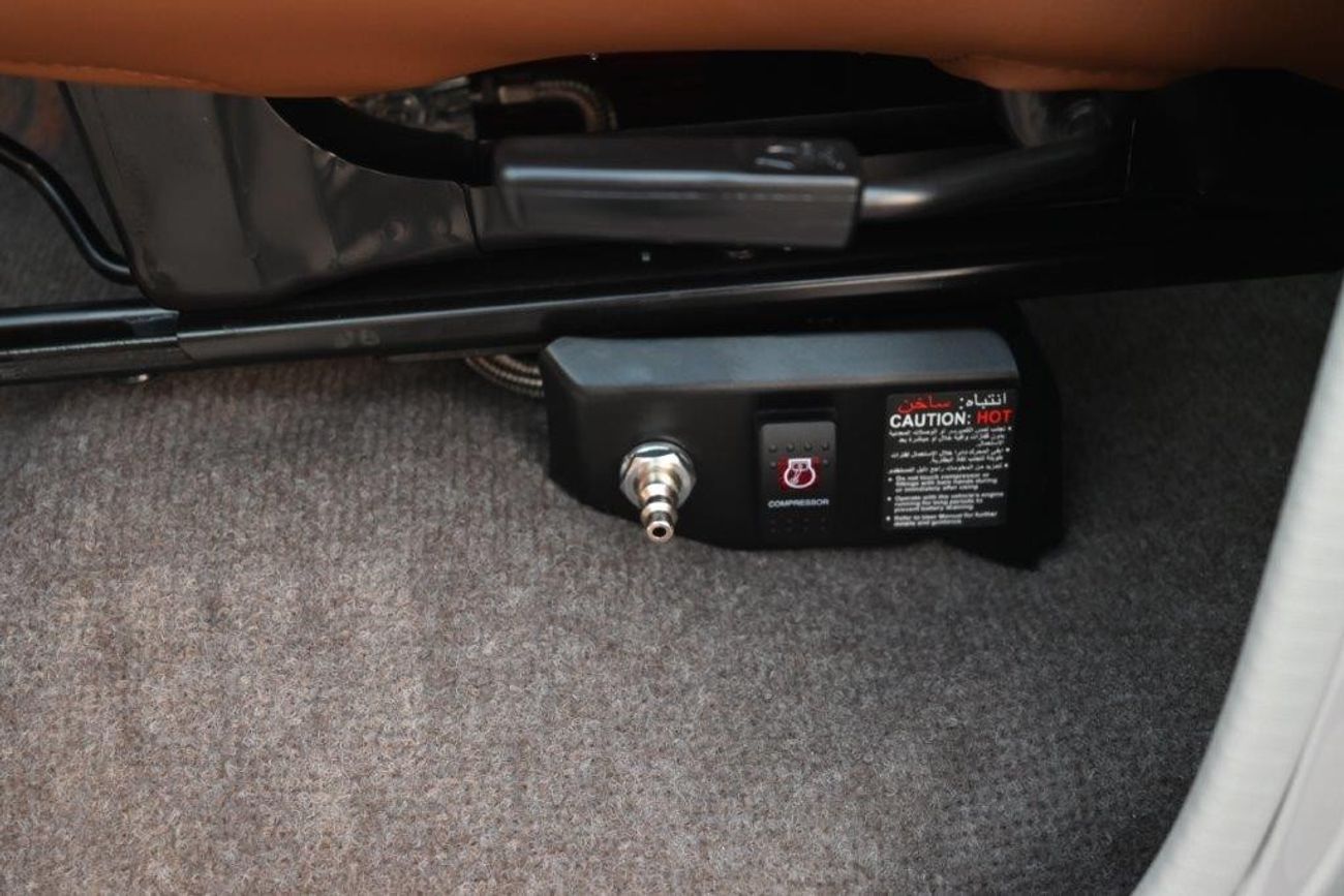 Toyota Land Cruiser 70 2025 MODEL TOYOTA LAND CRUISER 76 HARDTOP SDLX V6 4.0L PETROL 4WD 5-SEATER AUTOMATIC