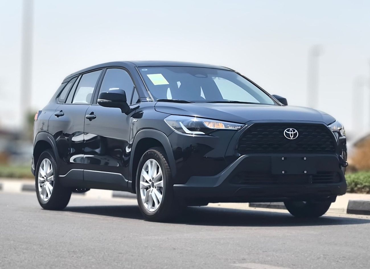 تويوتا كورولا كروس 2025 TOYOTA COROLLA CROSS,2.0L,HYBRID,ELITE,LEAHTER SEAT,DRIVER POWER SEAT,SUNROOF,BACK DOOR POWER,3