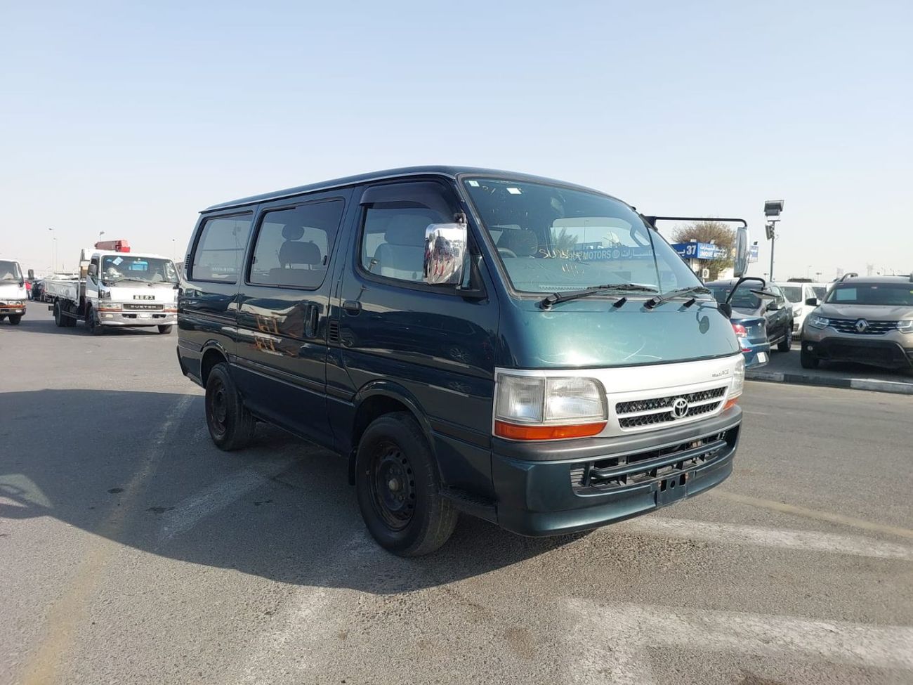 Toyota Hiace TOYOTA HIACE VAN RHD 2003 MODEL 2.0 L PETROL MANUAL(PM12008)