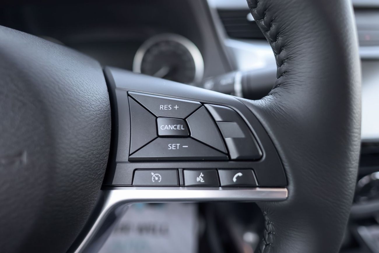 Nissan Navara 2025 LE 2.5L Petrol 4×4 MT DC Plus | Unbeatable Prices – Book Yours Now!