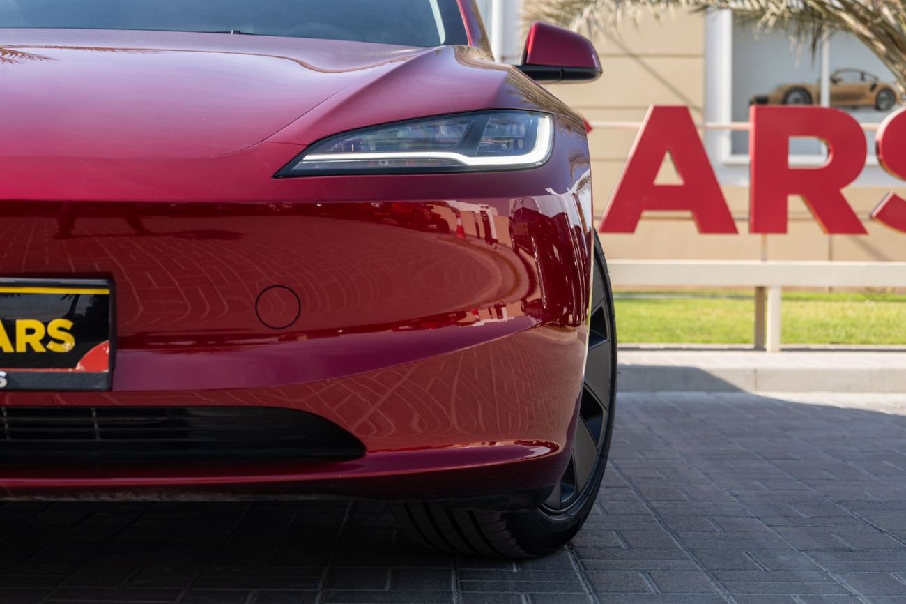 تسلا موديل 3