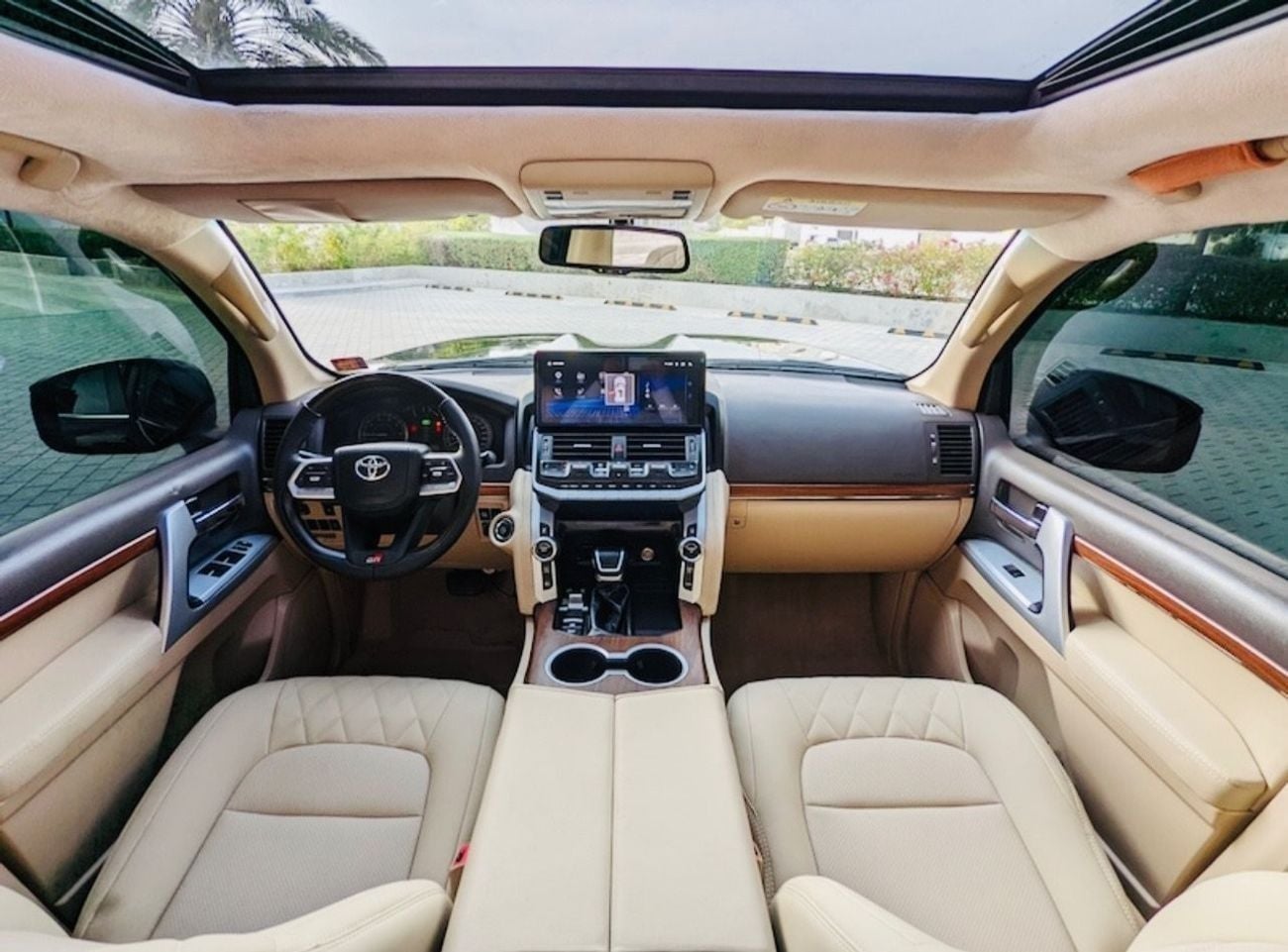 Toyota Land Cruiser GXR 60th Anniversary 4.0L Toyota landcuriser Years 2016 GXR V6 full option 4.0L upgrade interior & e