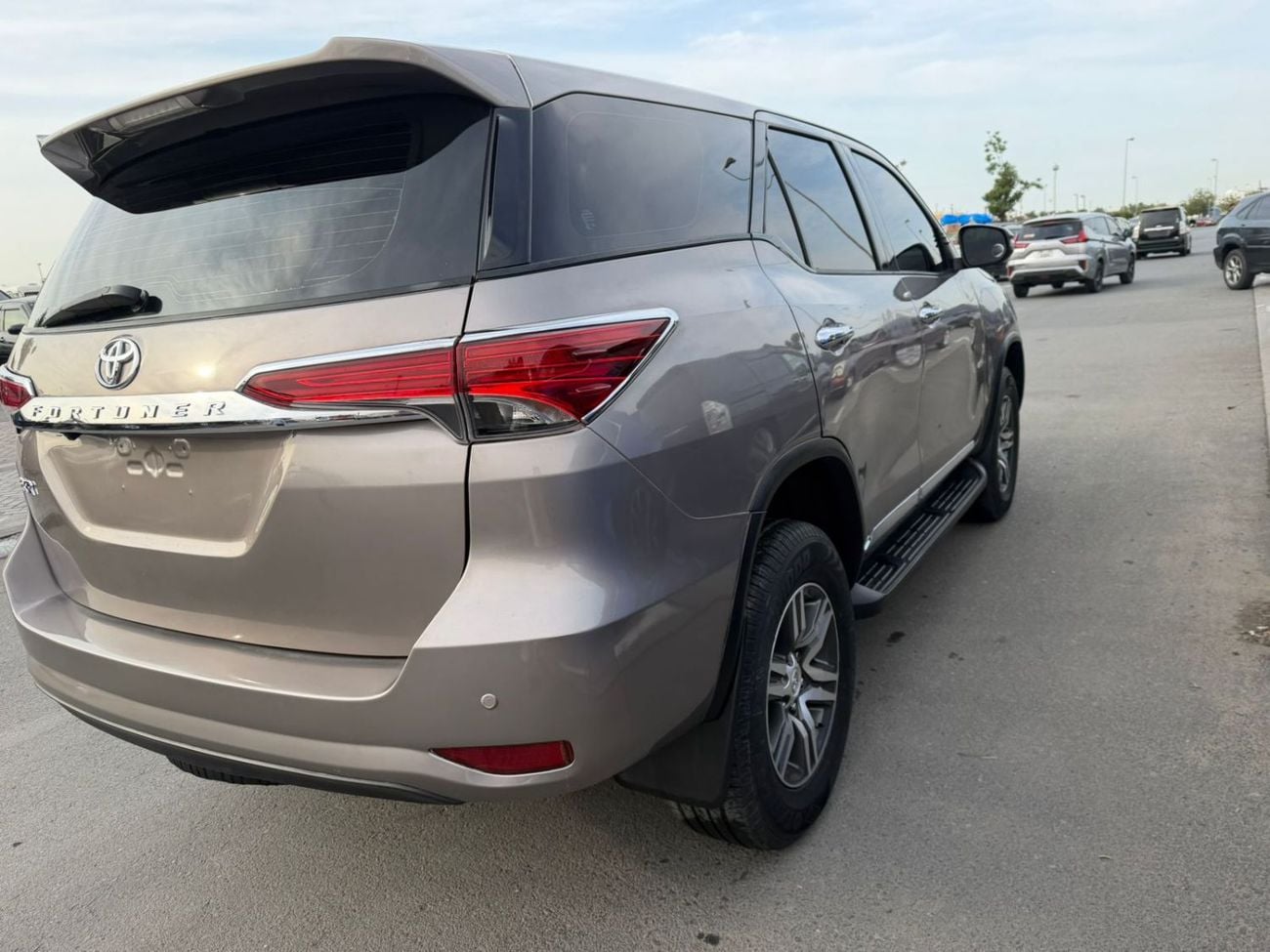 Toyota Fortuner EXR 2.7L (160 HP)