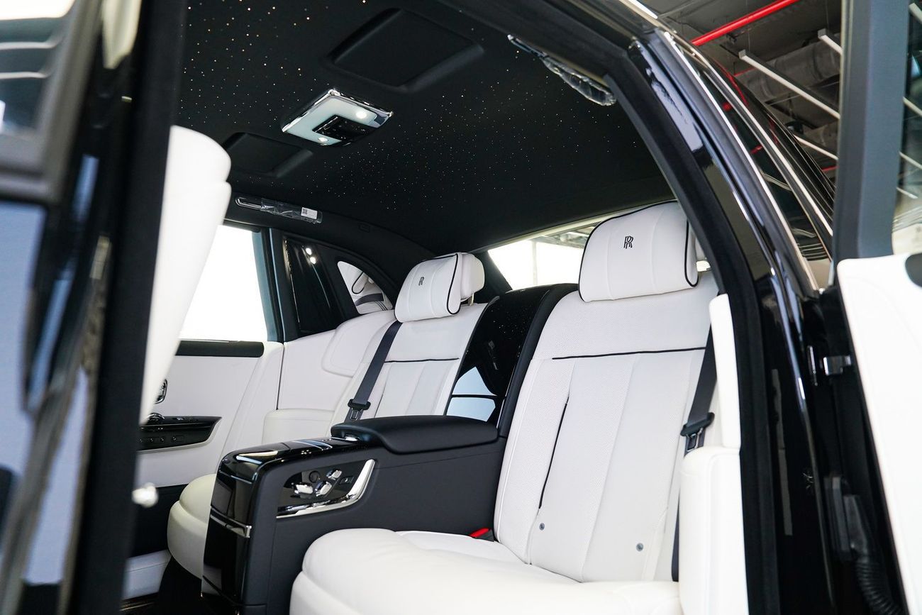 رولز رويس فانتوم Std 6.8L