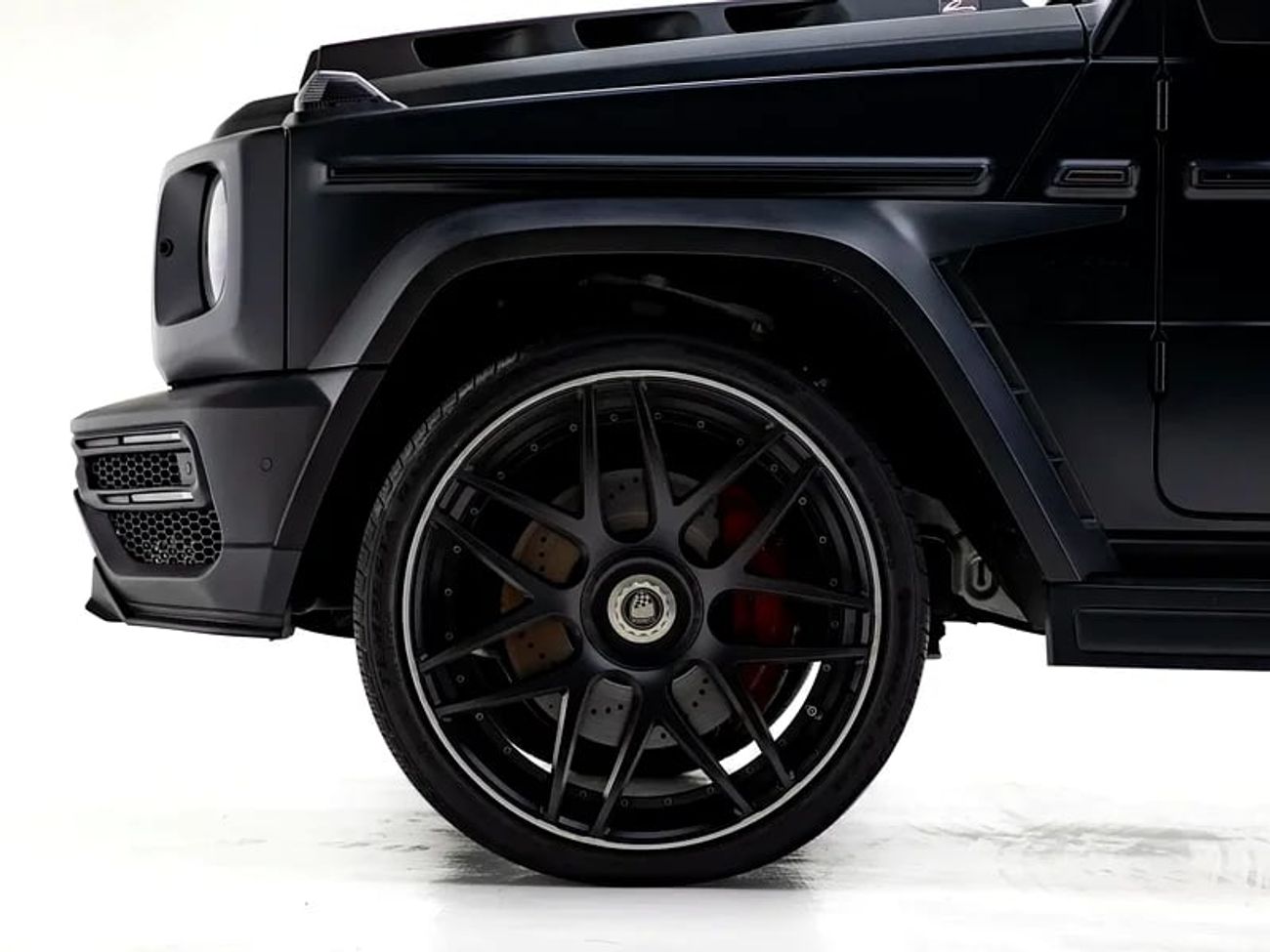 مرسيدس بنز G 63 AMG (Lumma Kit CLR G770) | GCC Spec | With Warranty and SC