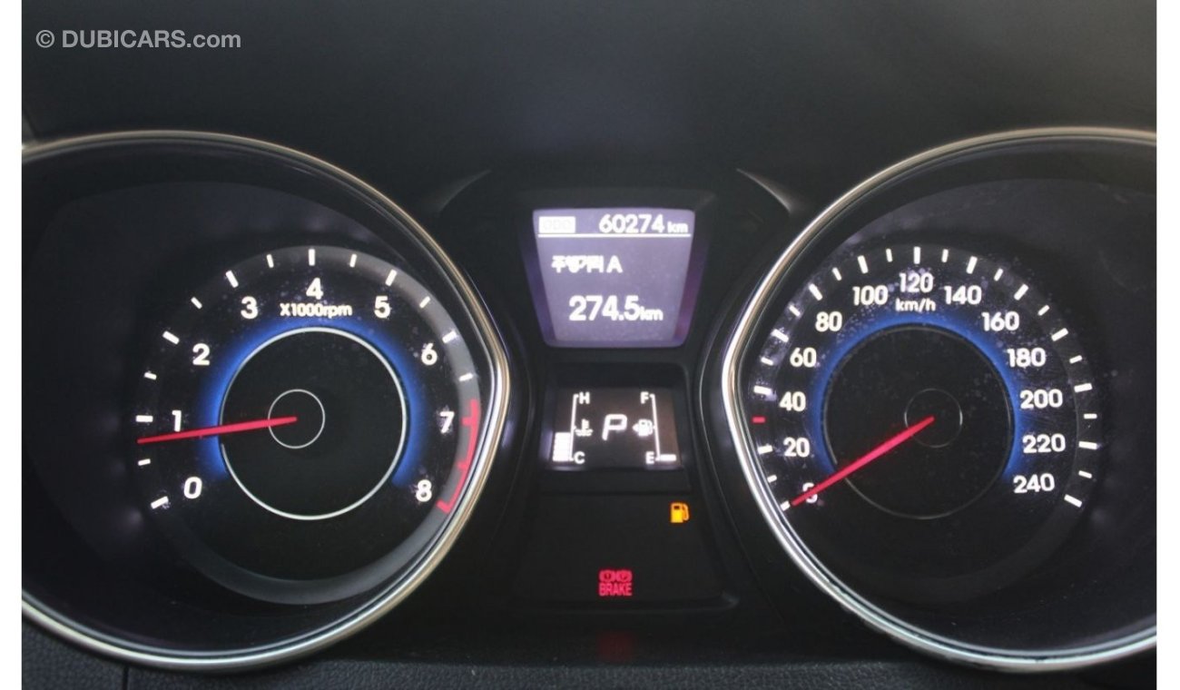 Hyundai Avante Hyundai Avante 2011 GCC, in excellent condition, without accidents, clean from the outside and the i