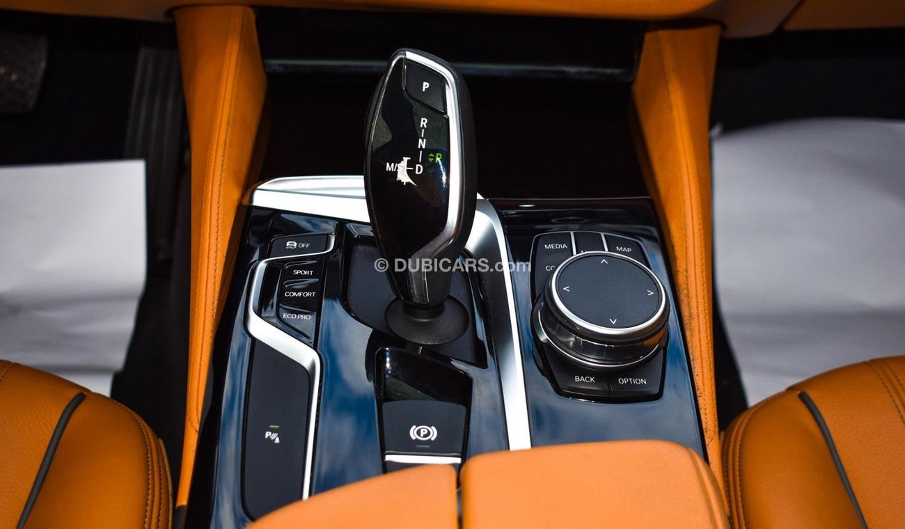 BMW 520i d LUXURY LINE  DIESEL 2018 PERFECT CONDITION FREE ACCIDENT ORIGINAL PAINT