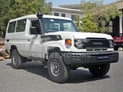 تويوتا لاند كروزر 70 LC 78 - Manual - 4.2L - Diesel - HardTop - Station wagon - 4x4 - 13 Seats - 3 Door