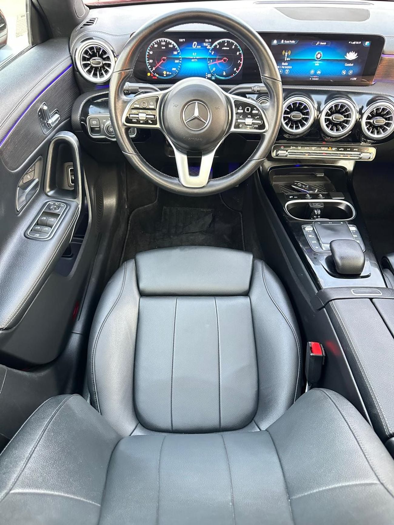 مرسيدس بنز CLA 250 PREMIUM