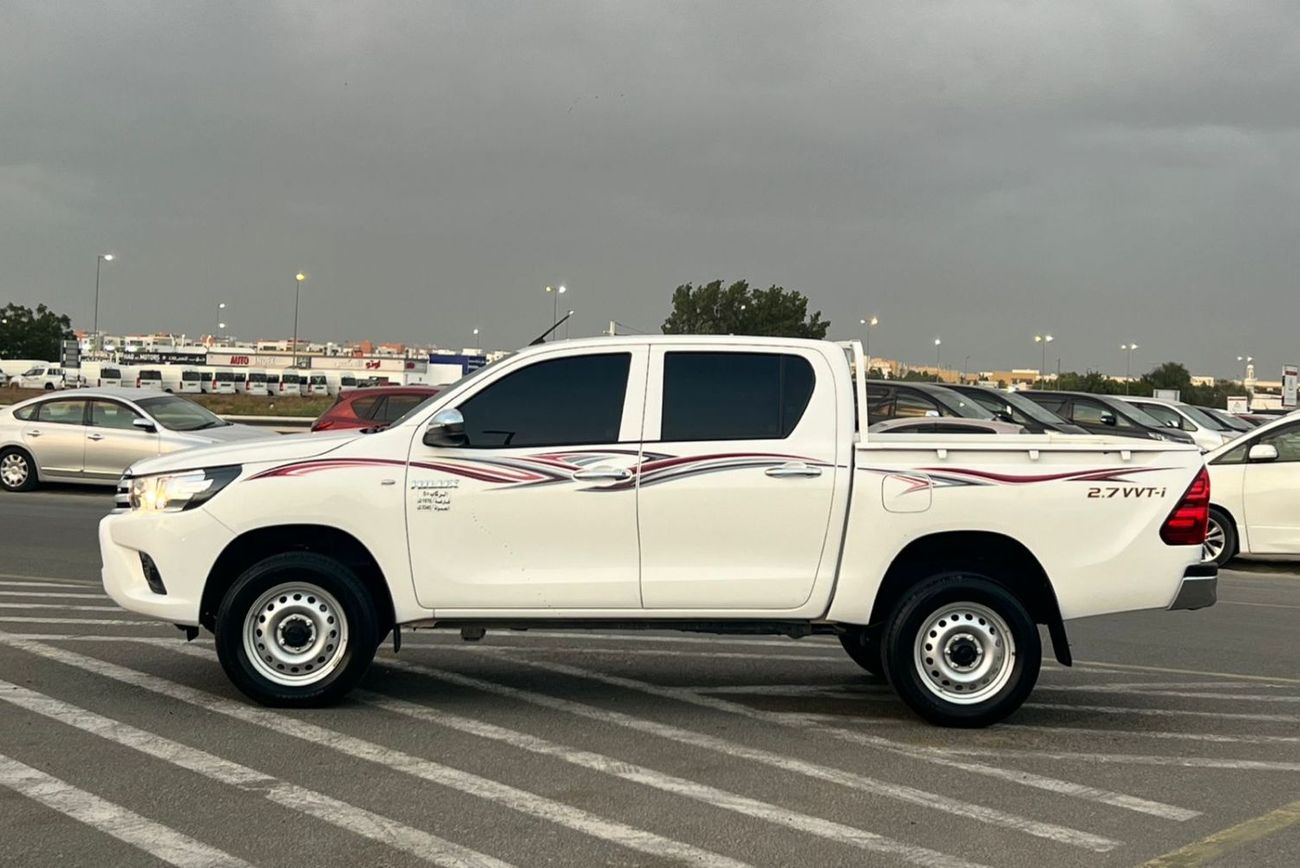 Toyota Hilux 2022 Toyota Hilux GL 2.7L V4 GCC - 4x4 AWD Original Paint - Patrol Automatic