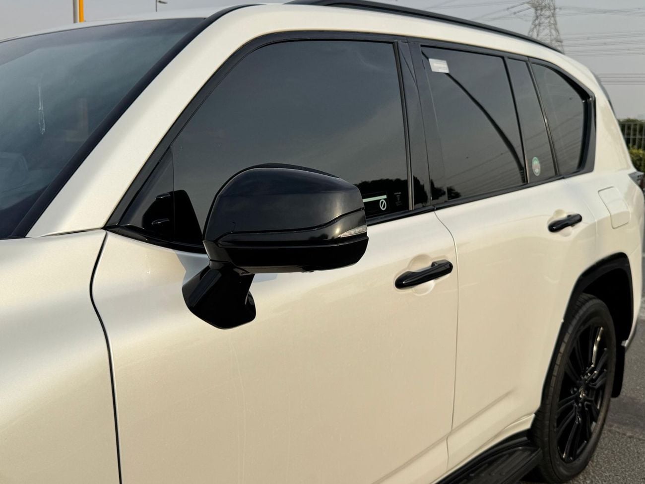 Lexus LX600 SIGNATURE