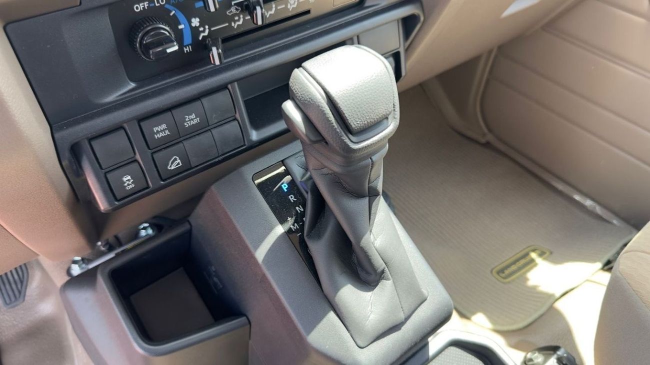 Toyota Land Cruiser Pick Up TOYOTA LC PICKUP DOUBLE CABIN 4.0L V6 AUTOMATIC TRANSMISSION MODEL 2024