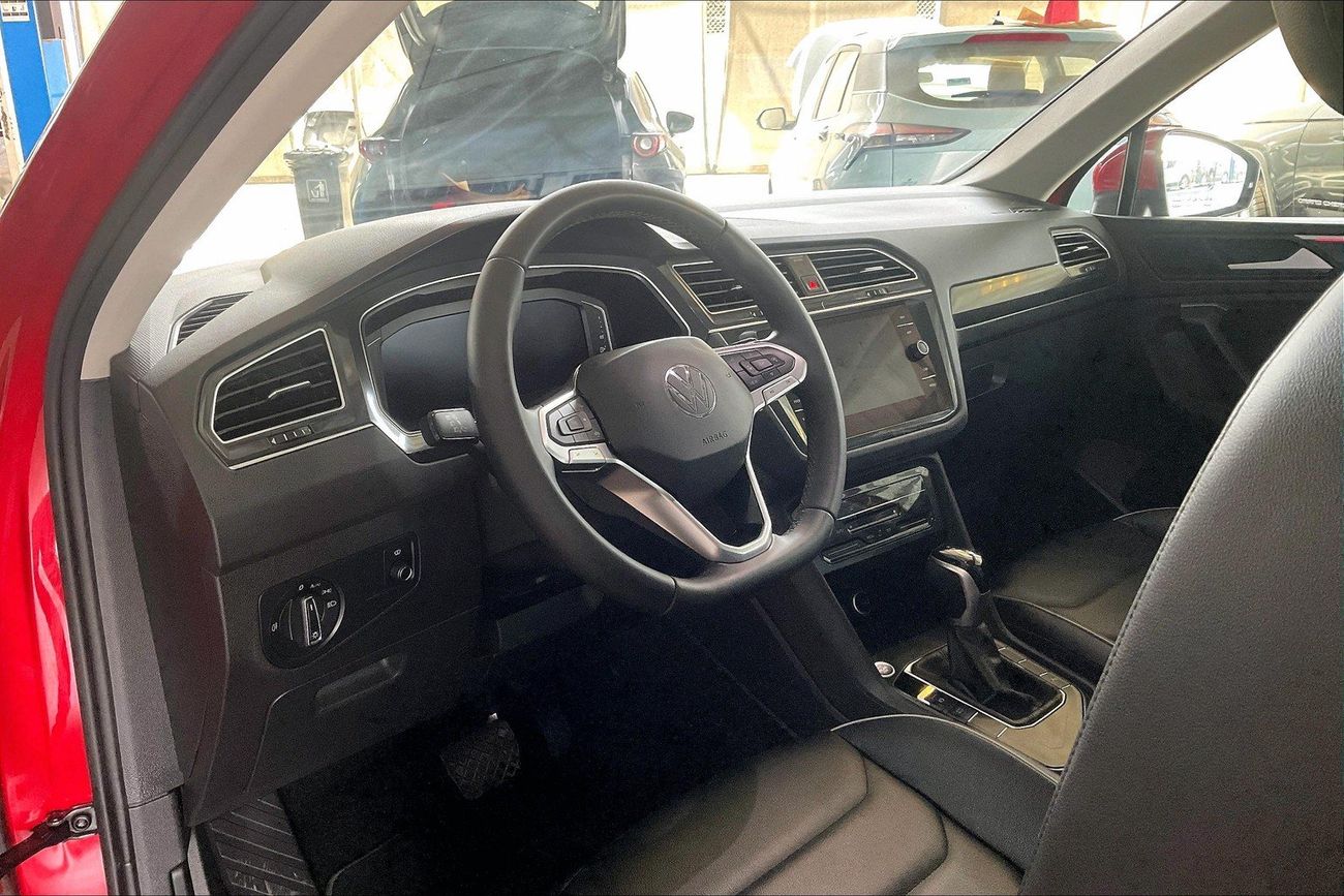 Volkswagen Tiguan Life | Guaranteed Warranty | 0 Down Payment