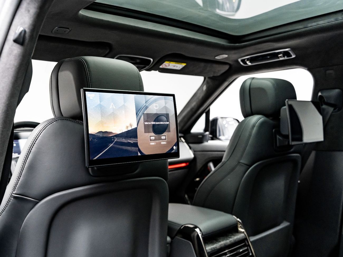 Land Rover Range Rover Sport S P530 4.4L 2023 Range Rover Sport P530, 2029 Land Rover Warranty, GCC