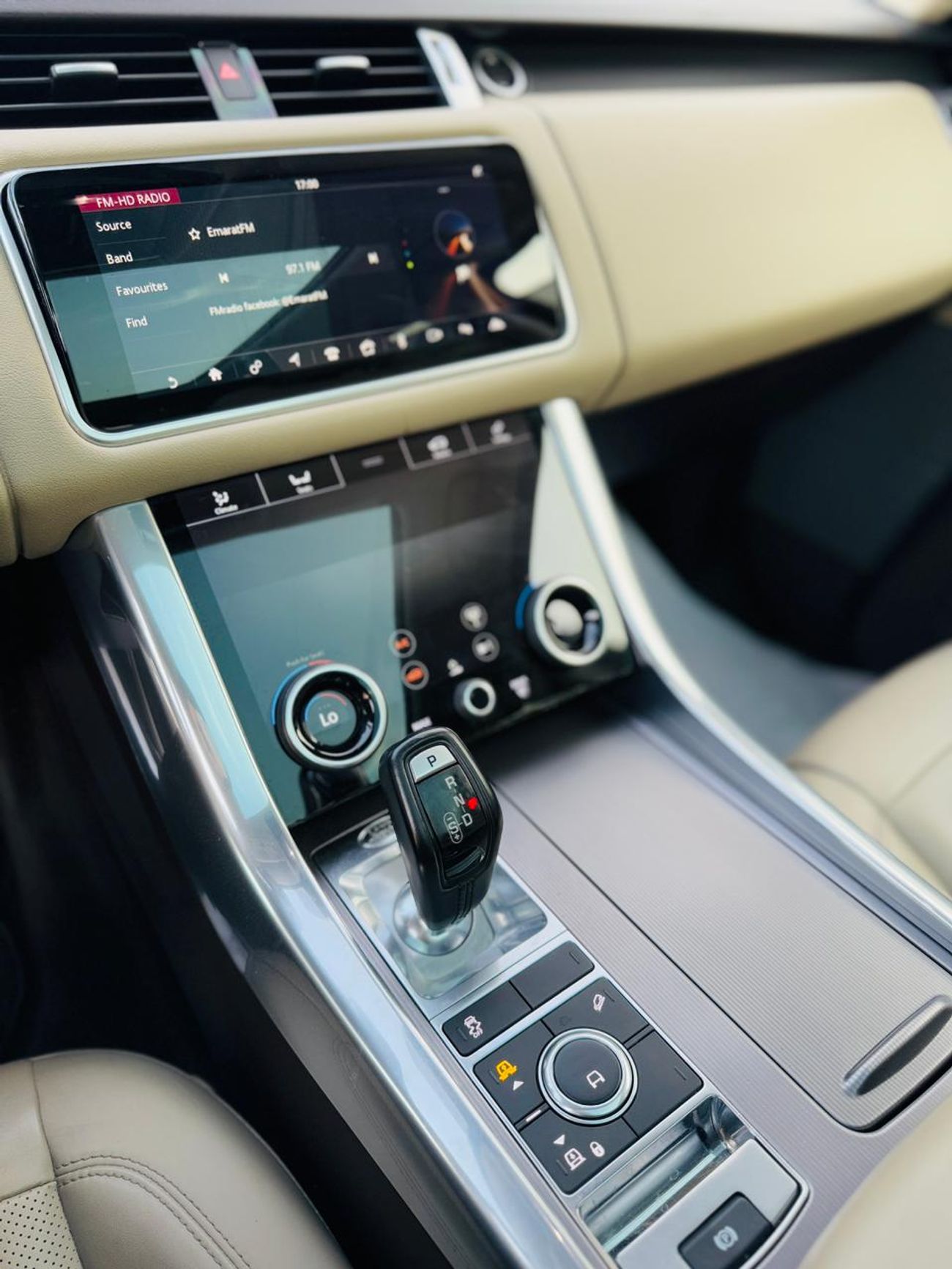 لاند روفر رينج روفر سبورت HSE 3.0L (340 HP)