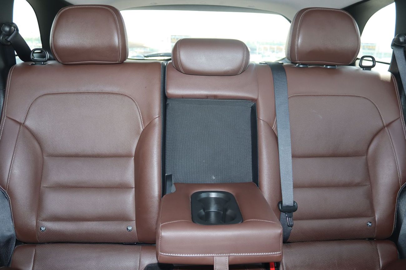 رينو كوليوس رينو كوليوس 4WD- 2019 -   خليجى بدون حوادث محرك 2.4L -  بحاله ممتازه