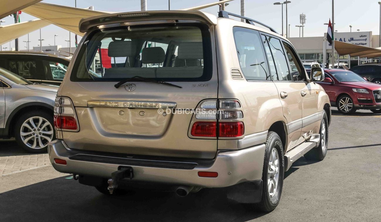 Toyota Land Cruiser GXR V6