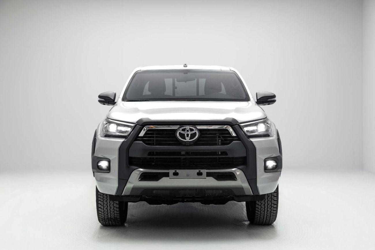 Toyota Hilux Adventure 4.0 - Silver Metallic Inside MLM Black | Export Only