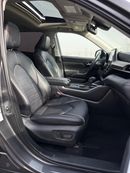 Toyota Highlander Hybrid XLE Full option Sunroof,leather seats