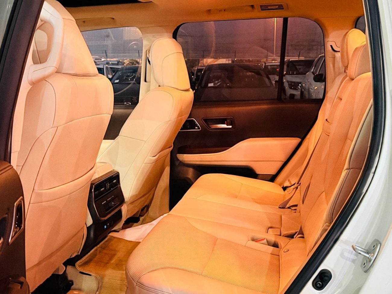 تويوتا لاند كروزر GXR 3.5L