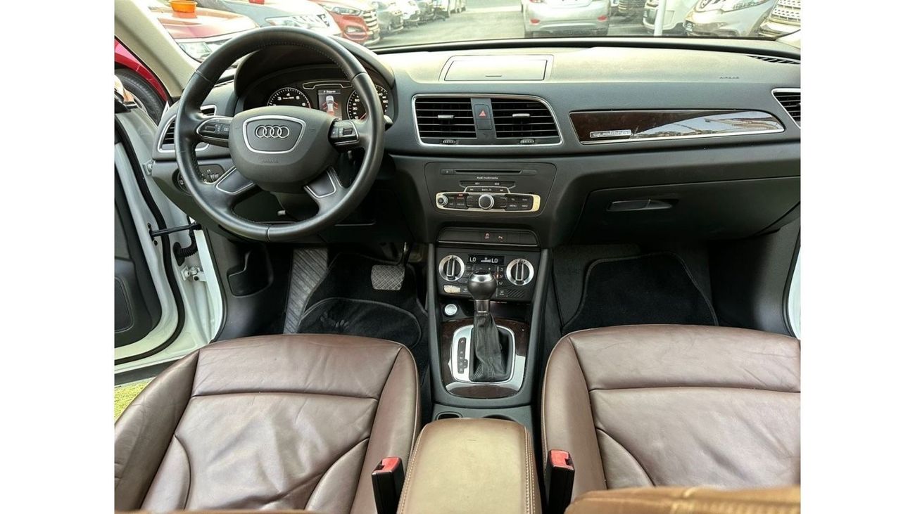 أودي Q3 40 TFSI S-لاين