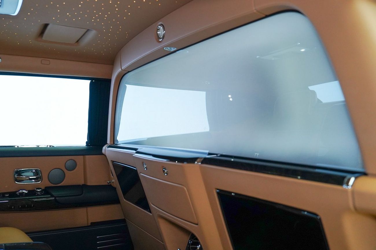 رولز رويس فانتوم EWB 6.8L