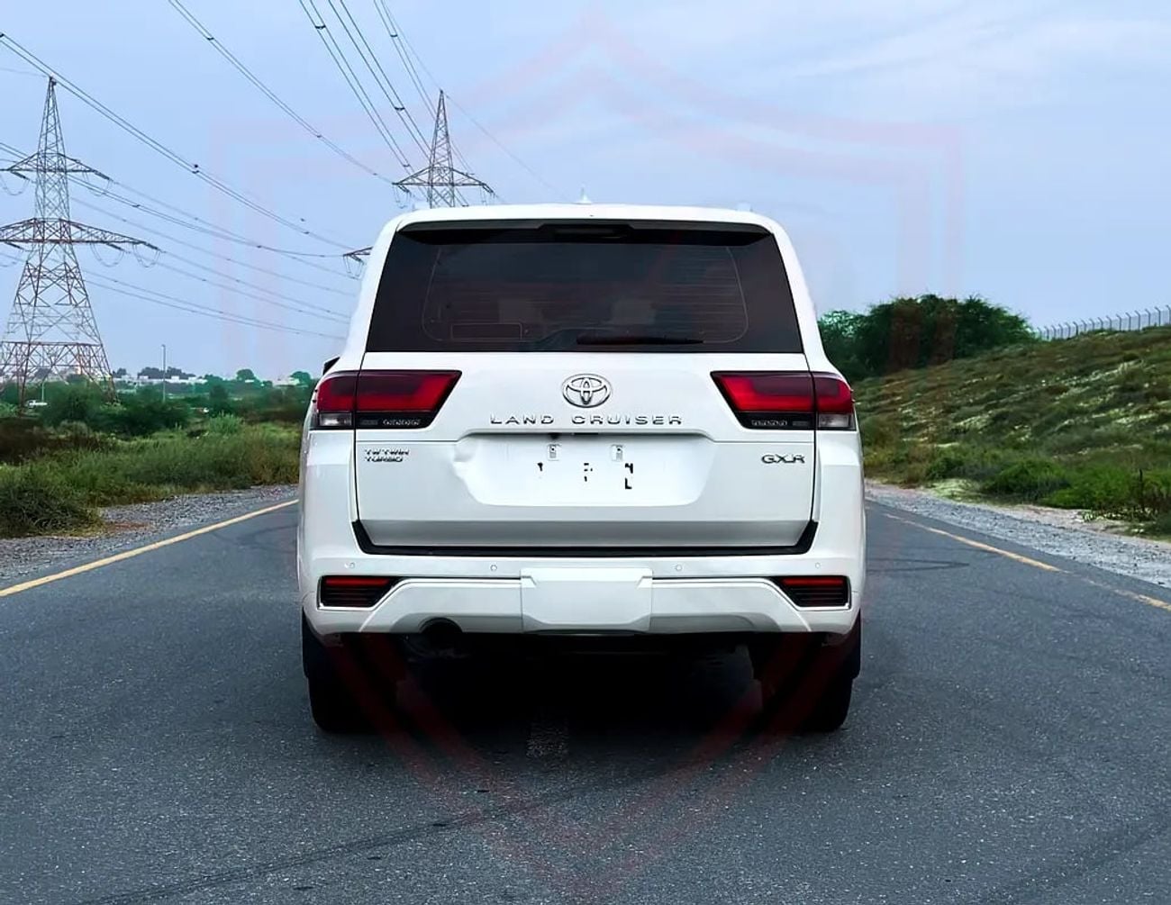 Toyota Land Cruiser GXR Diesel | 3.3L V6 | GCC Specs | Accident-Free | Excellent Condition | 30