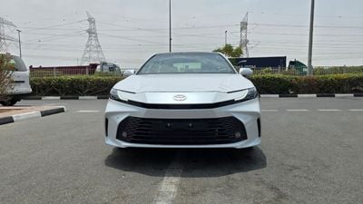 تويوتا كامري XLE 2.5L Hybrid